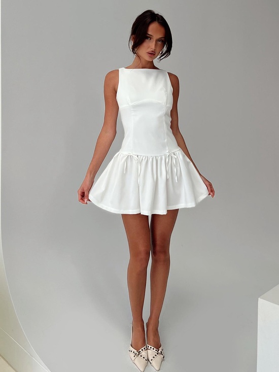Princess Polly Dresses & Skirts - BNWT Princess Polly Milienne White Bow Mini Dress